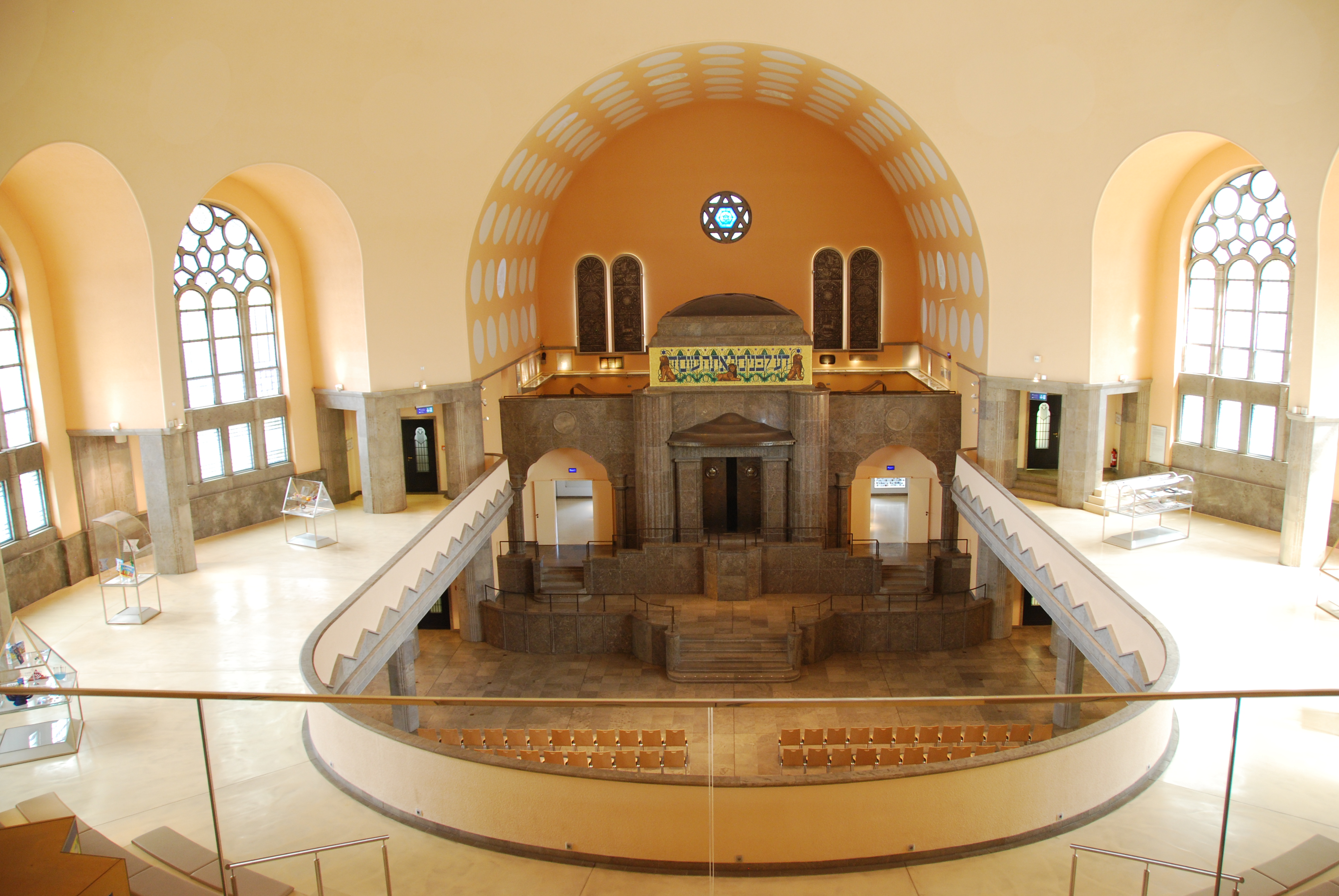 Klaus Kaiser zu Gast in der Alten Synagoge Essen