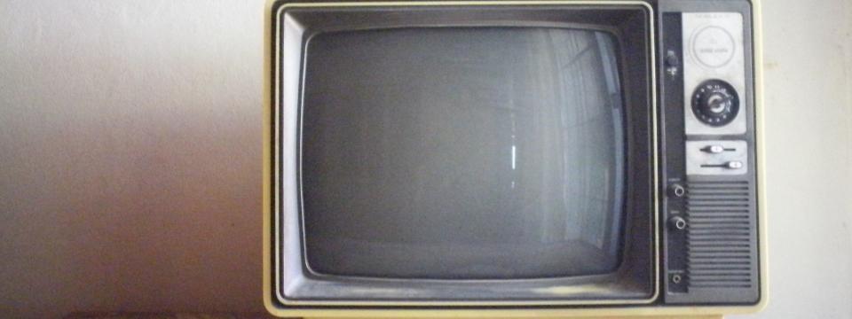 Ein alter Fernseher